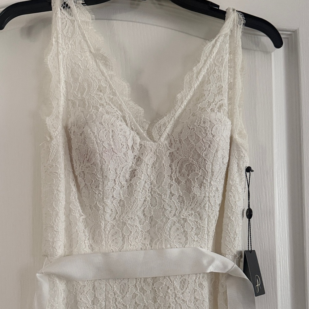 Ivory Lace V-Neck Bridal Dress with Satin Waist Sash BNWT